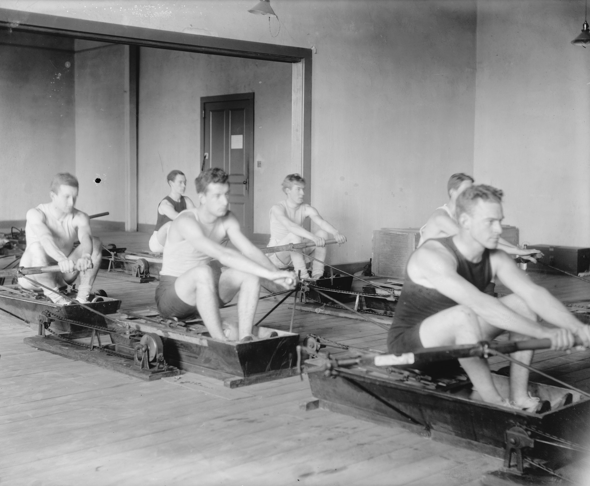 HIIT dla kobiet: 30 minut, które mogą realnie zmienić Twoją sylwetkę